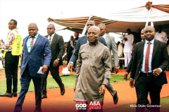 Pastor-Lazarus-Muoka-And-Governor-Alex-Otti-Of-Abia-State-4