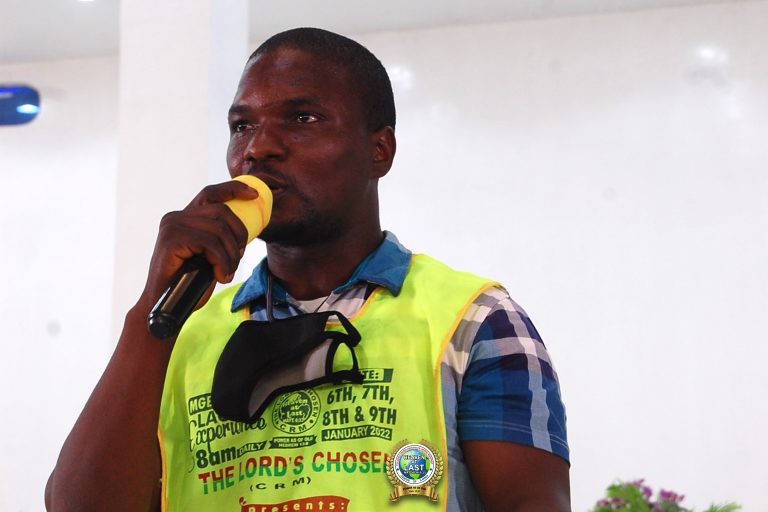 LEX22 - Testifier #001 Web