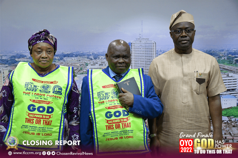 L-R, Mummy Joy Muoka, Pastor Lazarus Muoka, His Excellency - Governor Seyi Makinde Of Oyo State